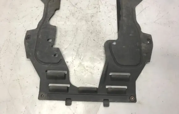 Opel Mokka Engine splash shield/under tray 95297733