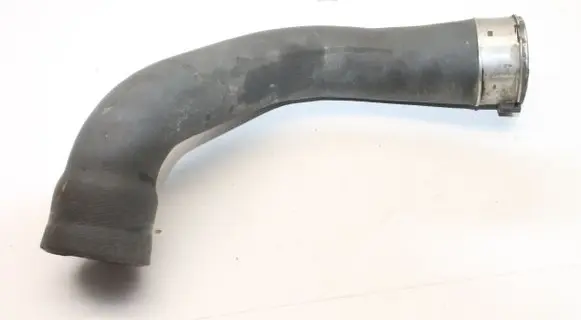 Nissan Pulsar Intercooler hose/pipe