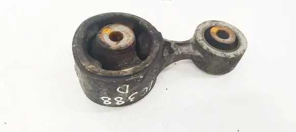 Engine mount bracket