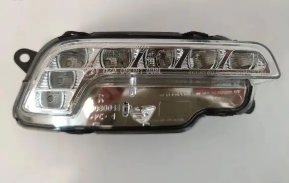 Mercedes-Benz E W212 Front fog light A2128200856 8920672 ZGS001Q02