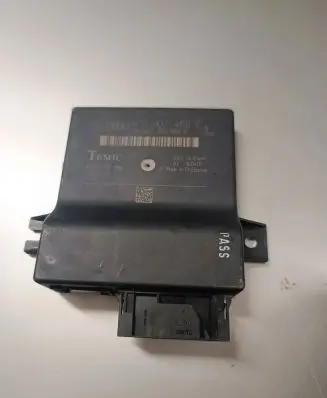 Audi A8 S8 D3 4E Gateway control module 4E0907468E 4E0910468B 4715TF7MNL