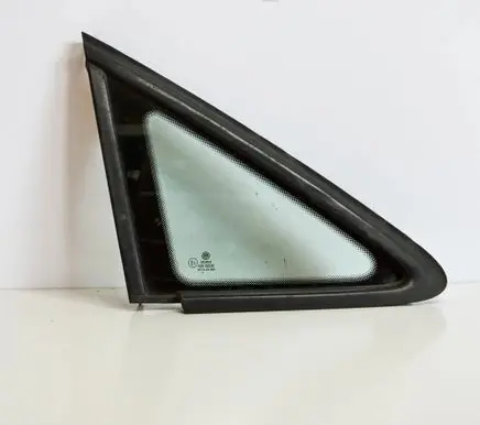 Volkswagen Touran I Front door vent window glass four-door 1T0845412