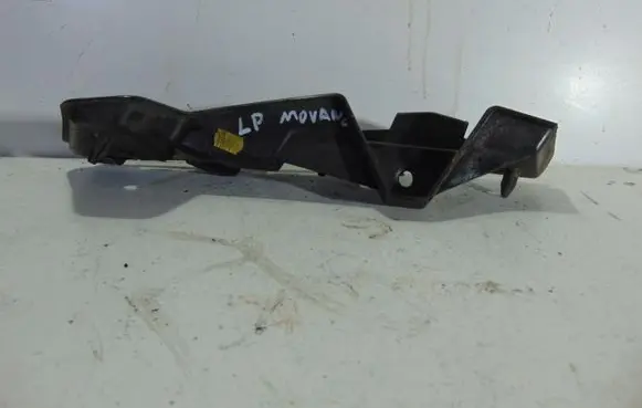 Opel Movano C Front bumper mounting bracket 620430006R