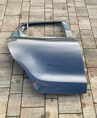 Suzuki Swift III Rear door