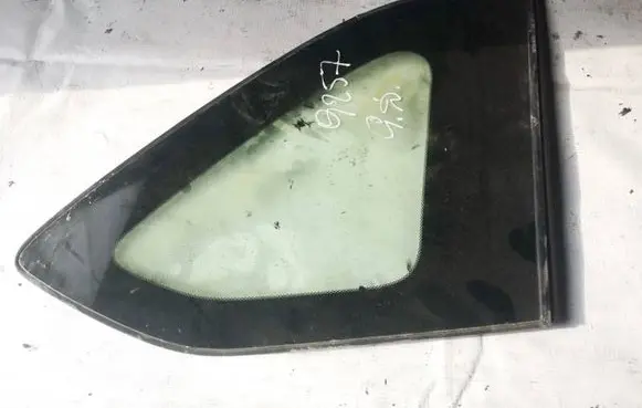 Honda FR-V Rear side window