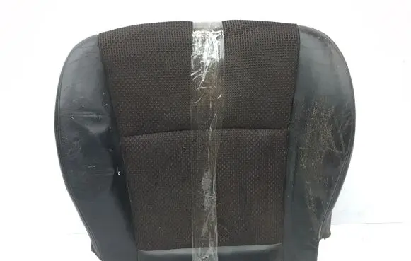 Hyundai i30 Driver seat console base 