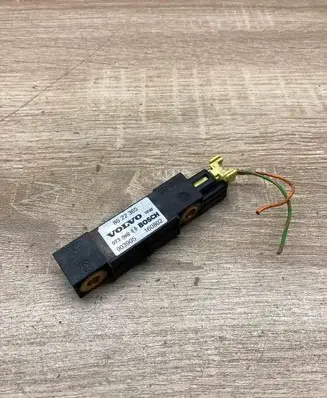 Volvo V70 Airbag deployment crash/impact sensor 8622365