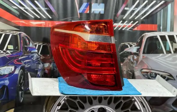 Rear/tail lights