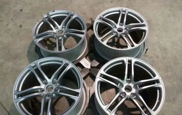 Audi R8 42 R19 alloy rim 420601025AF