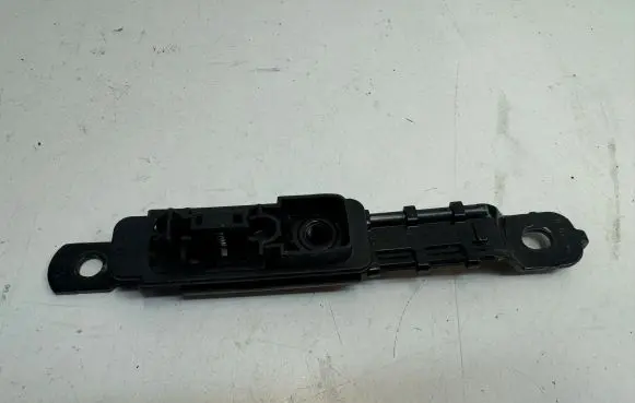 Nissan Juke I F15 Seat belt adjustment rail 6096312A