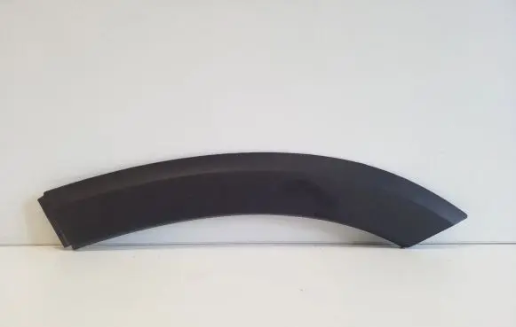 Fender trim (molding)