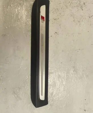 Audi Q7 4L Rear sill trim cover 4L0853376F 4L0853376C