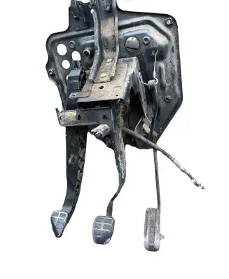 Volkswagen Transporter - Caravelle T4 Pedal assembly 701721315B