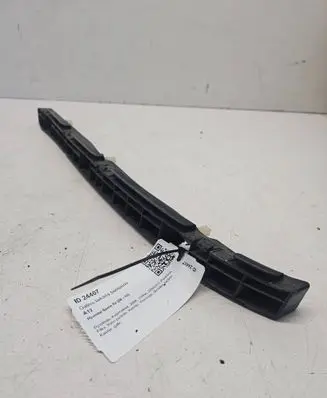 Rear bumper mounting bracket