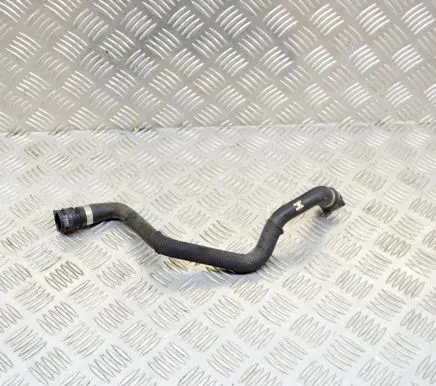 BMW 5 G30 G31 Engine coolant pipe/hose 8572908