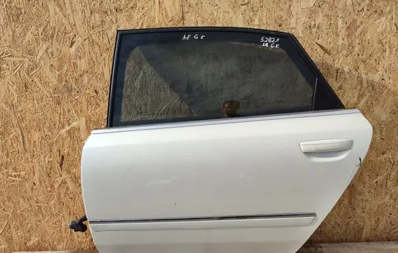 Audi A8 S8 D3 4E Rear door