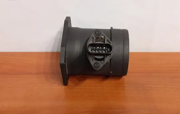 Audi A4 S4 B8 8K Mass air flow meter 0280218058 4596