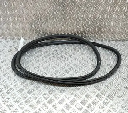 Citroen C5 Aircross Rubber seal rear door 9816902580