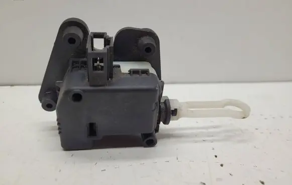 Audi A4 S4 B6 8E 8H Tailgate boot lock/latch motor 8E9827833