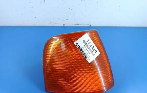 Audi 100 200 5000 C2 Front indicator light 