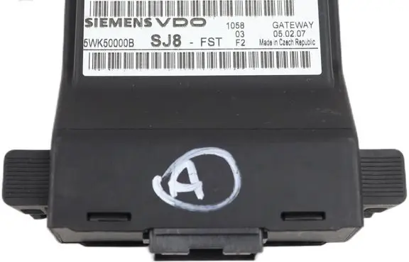 Volkswagen Golf V Gateway control module 1K0907530K 1K0907951 5WK50000B