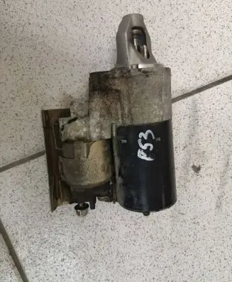 Mercedes-Benz ML W164 Starter motor A0061515901