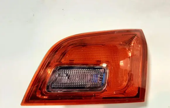 Opel Astra J Tailgate rear/tail lights 13282247