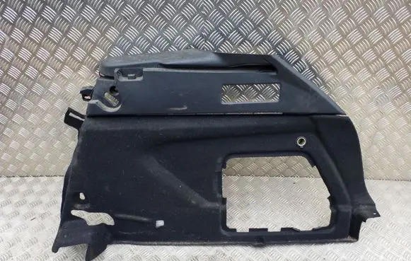 Trunk/boot lower side trim panel