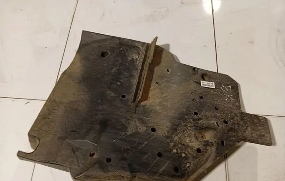 Subaru B9 Tribeca Engine splash shield/under tray 