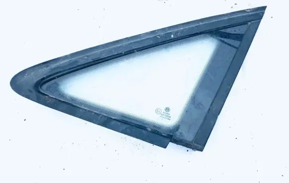 Volkswagen Touran I Front triangle window/glass 43r00048