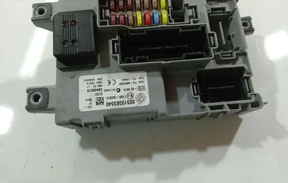 Fiat Doblo Fuse box set 00519383540
