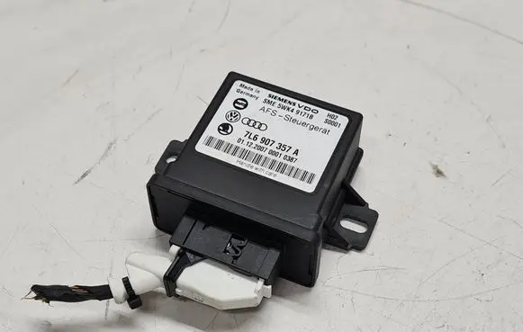Volkswagen Phaeton Light module LCM 7L6907357A