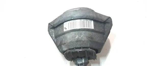 BMW 5 E60 E61 Engine mount bracket 6769874 15934612