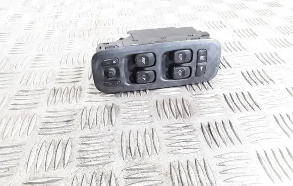 Volvo XC70 Electric window control switch 30739980