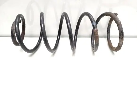 Volkswagen Golf IV Front coil spring