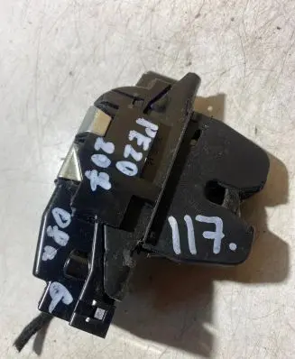 Peugeot 207 Tailgate/trunk/boot lock/catch/latch 9671153780