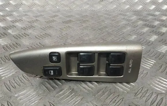 Toyota Corolla E120 E130 Electric window control switch 8404013081 514953