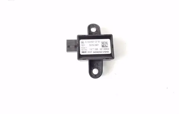 Mercedes-Benz R W251 Airbag deployment crash/impact sensor A0038212751