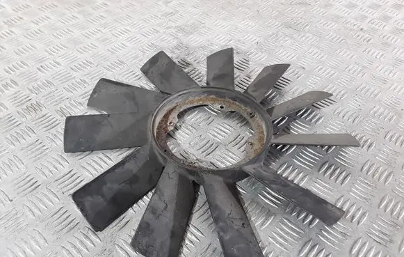BMW 5 E34 Electric radiator cooling fan 17233639