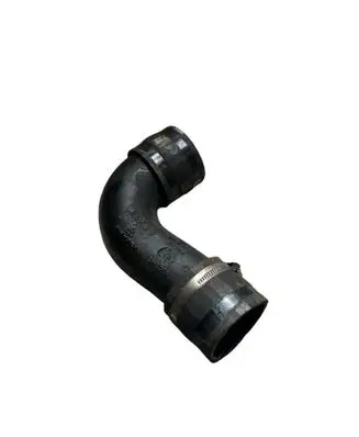 Volvo V70 Intercooler hose/pipe 31338572
