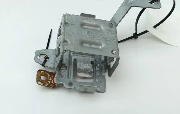 Mercedes-Benz R W251 Battery bracket A1645453040