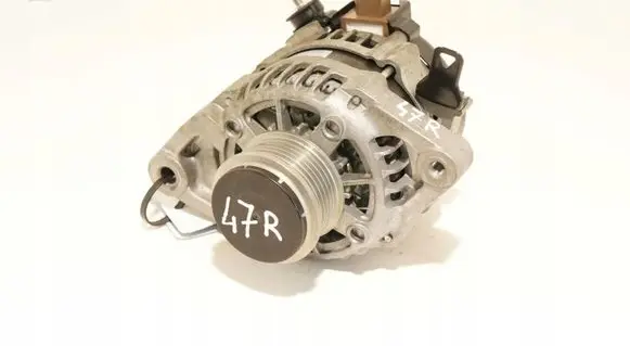 Toyota Yaris XP210 Generator/alternator 27060-0Q160 TG104210-9821 12V 80A