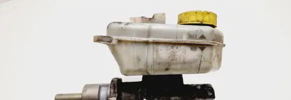 Skoda Fabia Mk1 (6Y) Master brake cylinder