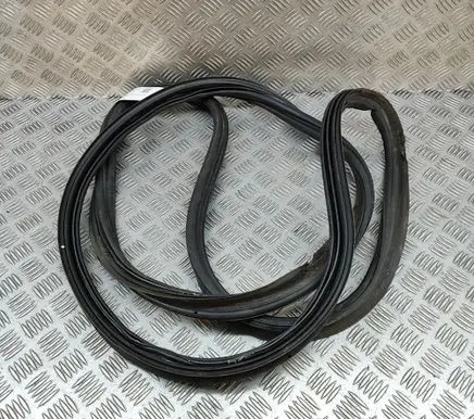 Audi A4 S4 B8 8K Trunk rubber seal (body) 31402744