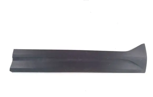 Volvo XC40 Front door trim (molding) 31448317