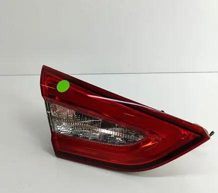 Maserati Quattroporte Tailgate rear/tail lights 670009229