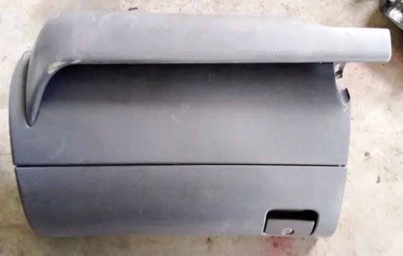 Seat Toledo II (1M) Glove box set 1M1857103
