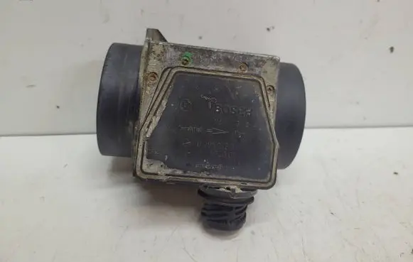 BMW 5 E34 Mass air flow meter 1730074 0280213011 16613
