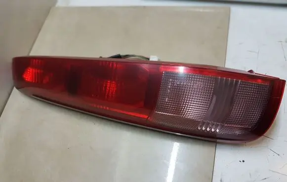 Nissan X-Trail T30 Rear/tail lights