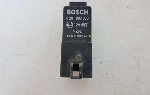 Honda Civic Glow plug pre-heat relay 0281003030